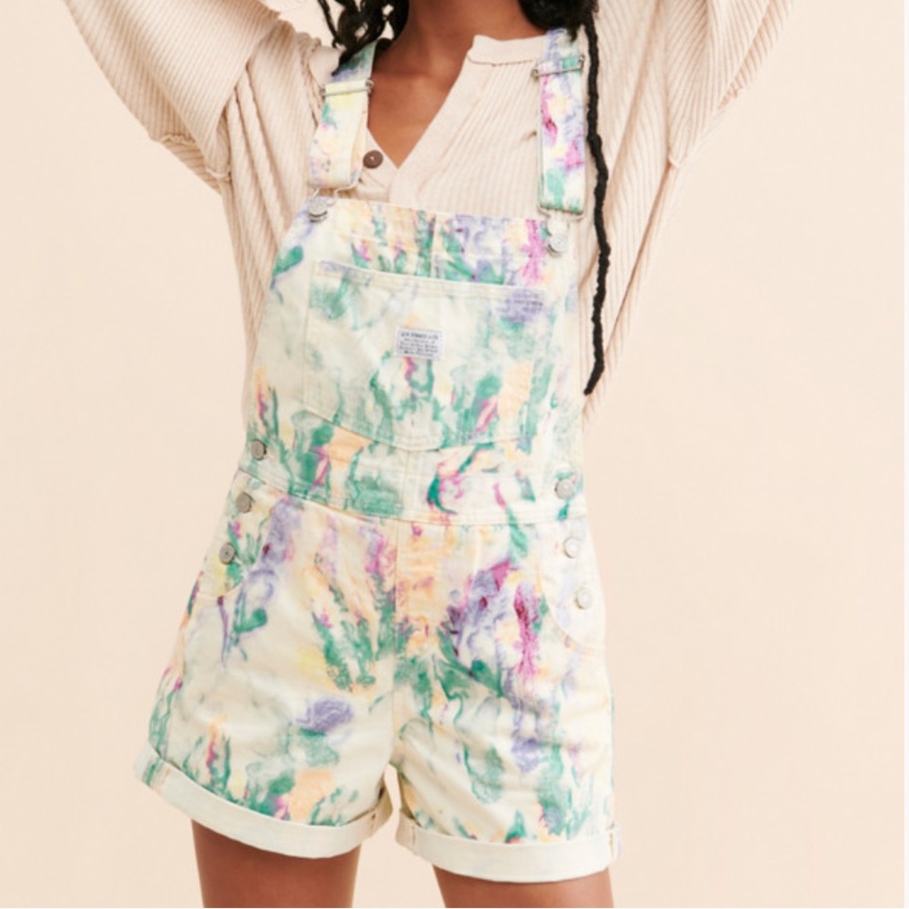 Levi’s Tie-Dye Printed Shortalls